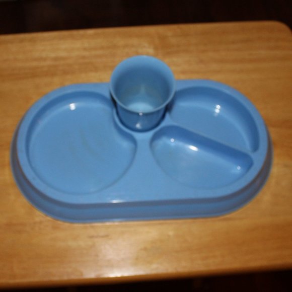 Vintage Blue  Child's Section Plate with Cup and cup holder - Picture 1 of 3